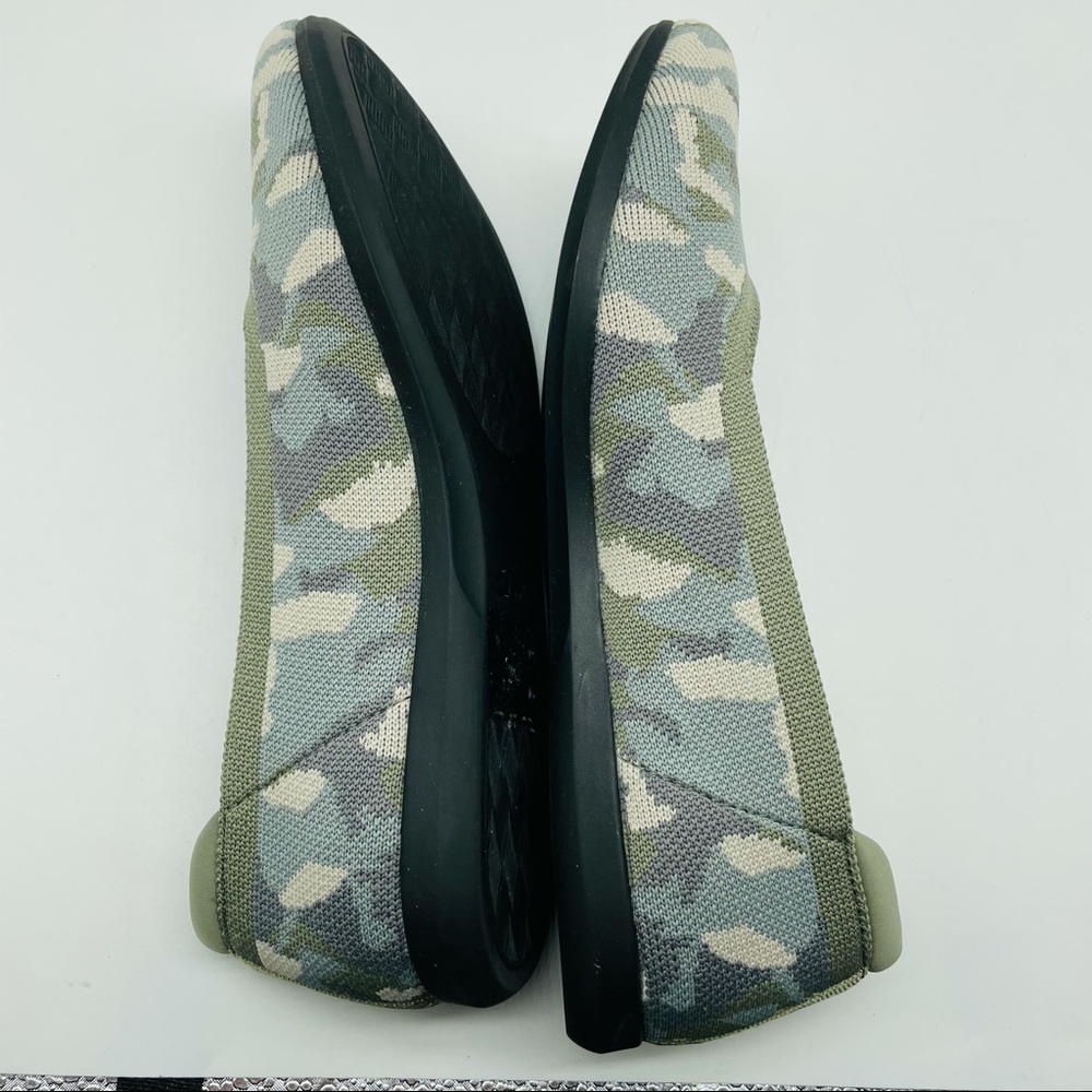 Women's Camo Slip-On Ballet Flats - Olive - Picture 10 of 15